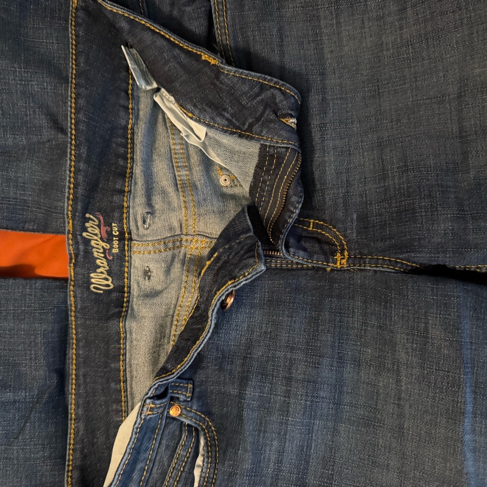 Wrangler Men's Dark Blue Bootcut Jeans